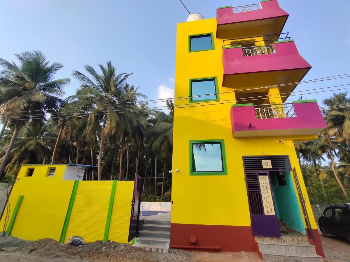 Pv Inn Puducherry Buitenkant foto