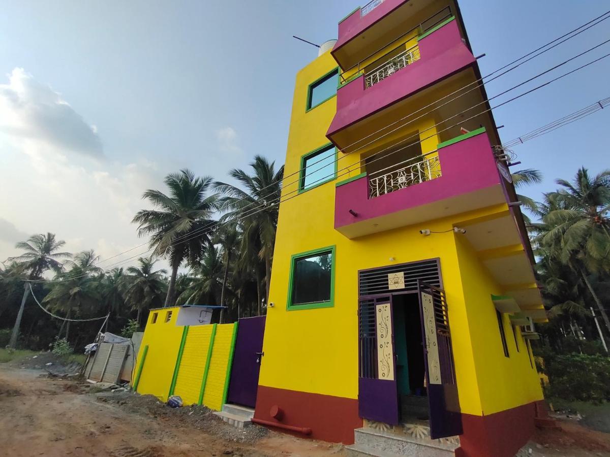 Pv Inn Puducherry Buitenkant foto