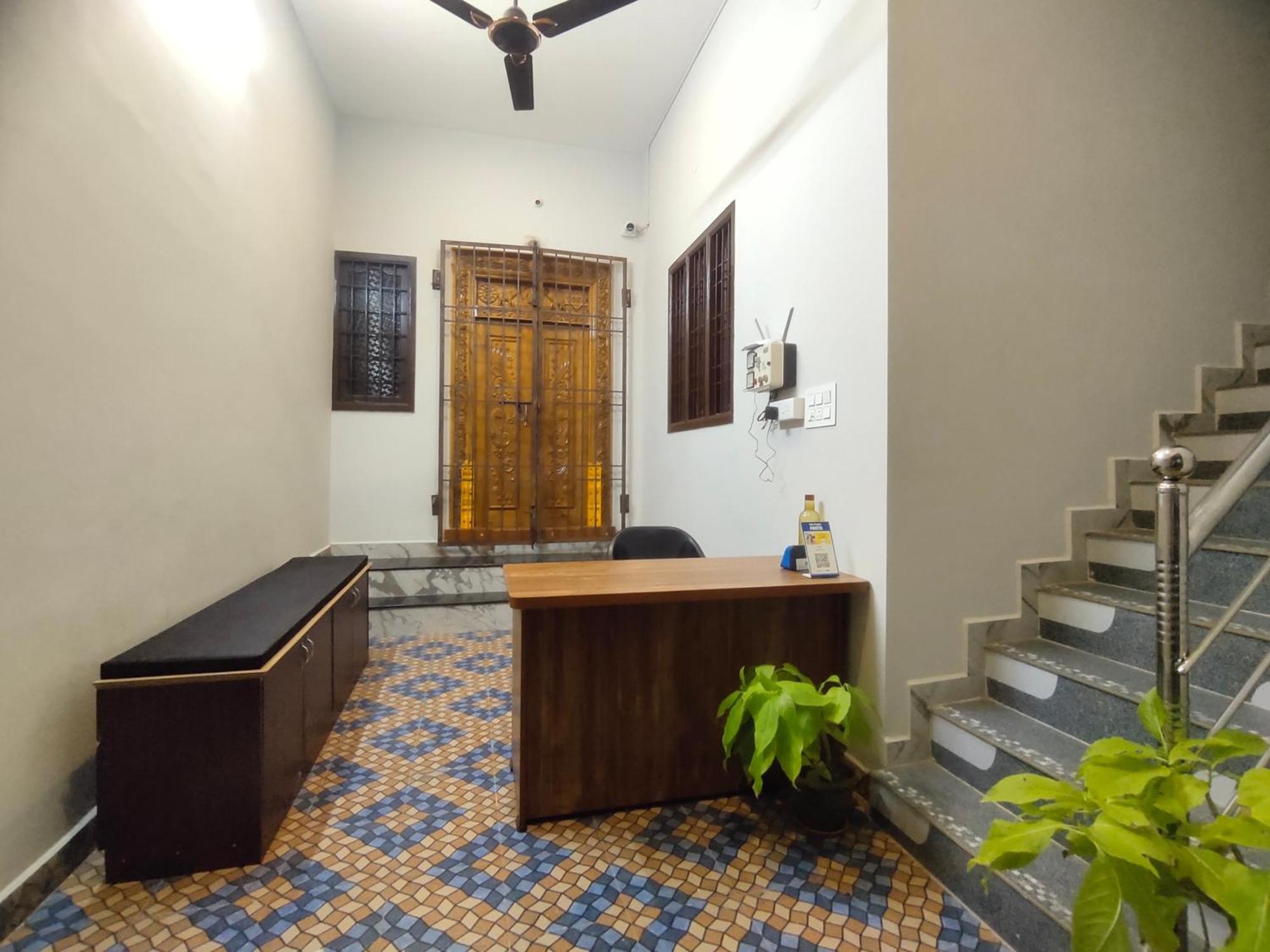 Pv Inn Puducherry Buitenkant foto