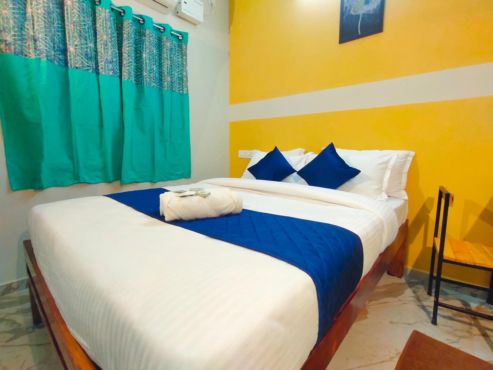 Pv Inn Puducherry Buitenkant foto