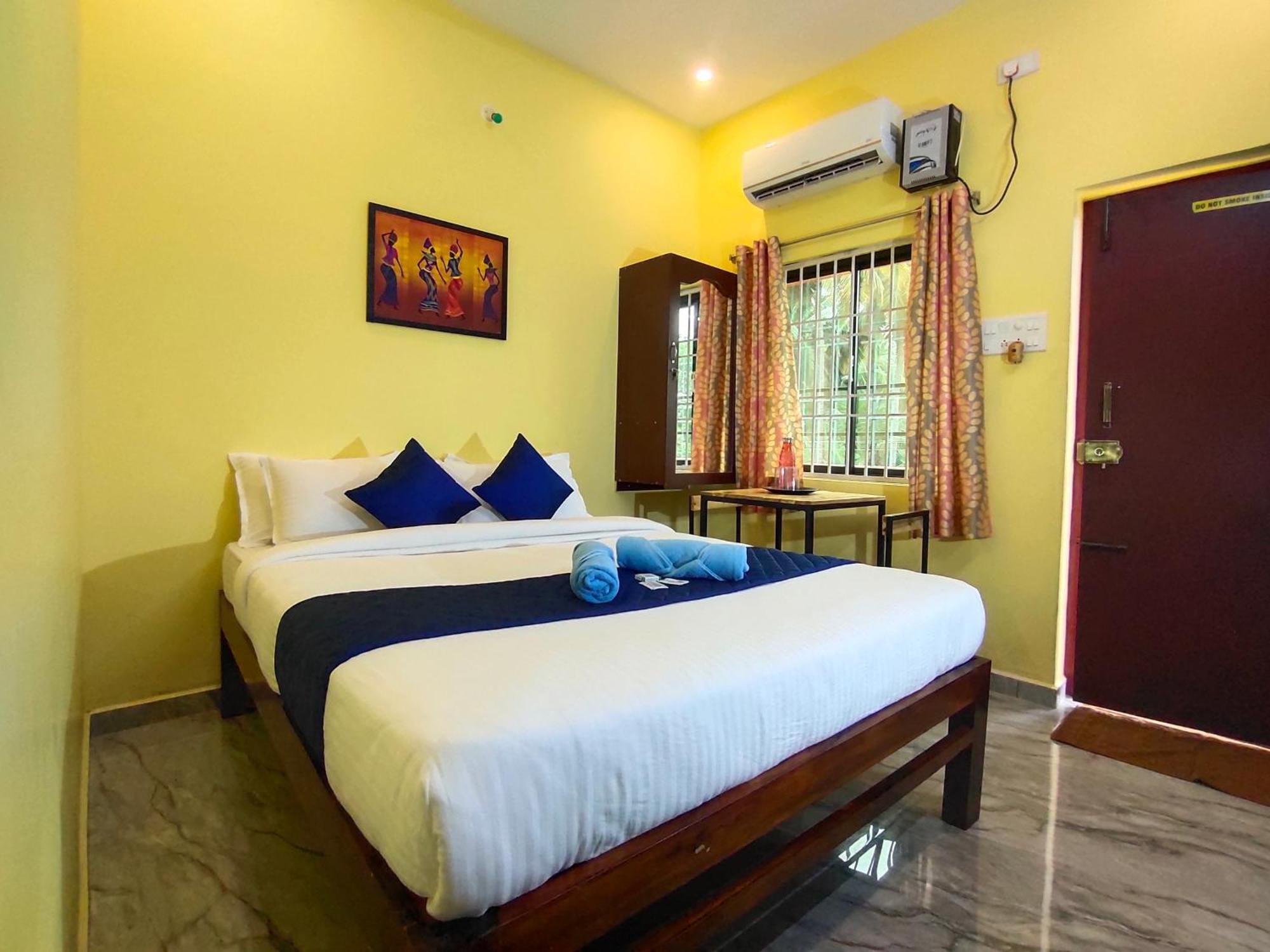 Pv Inn Puducherry Buitenkant foto