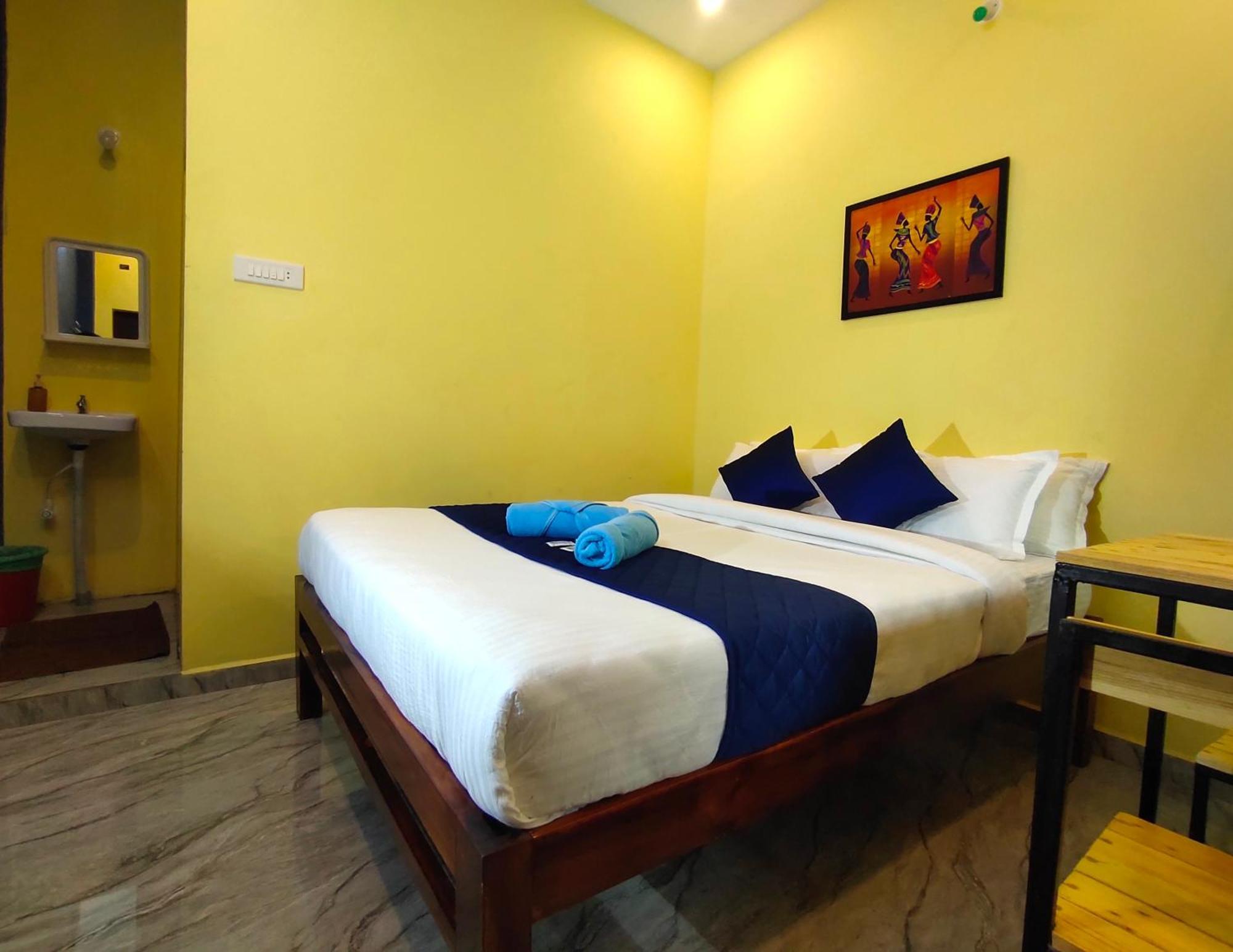 Pv Inn Puducherry Buitenkant foto